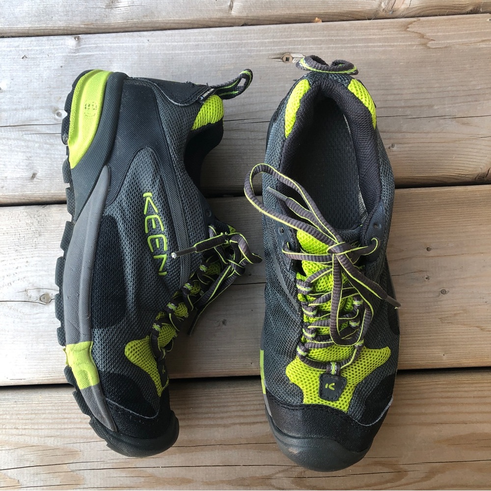 Women's 7 Keen Outdoor Hiking Shoes Trail Runners Black Green Lace Up Keen Dry